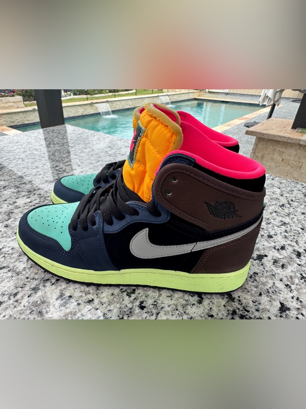 Jordan Retro 1 Tokyo bio High-Top Sneakers — Teal, Pink, Yellow, Brown, Black 6y